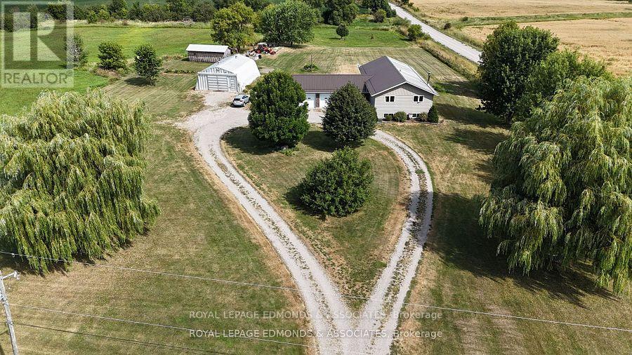 1388 Bromley Line, Whitewater Region, Ontario  K0J 2L0 - Photo 1 - X12457553