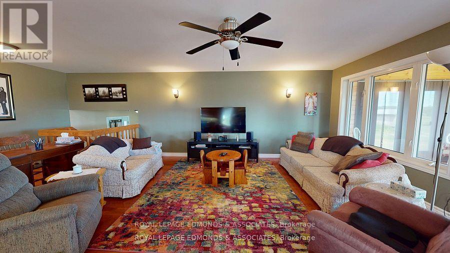 1388 Bromley Line, Whitewater Region, Ontario  K0J 2L0 - Photo 20 - X12457553