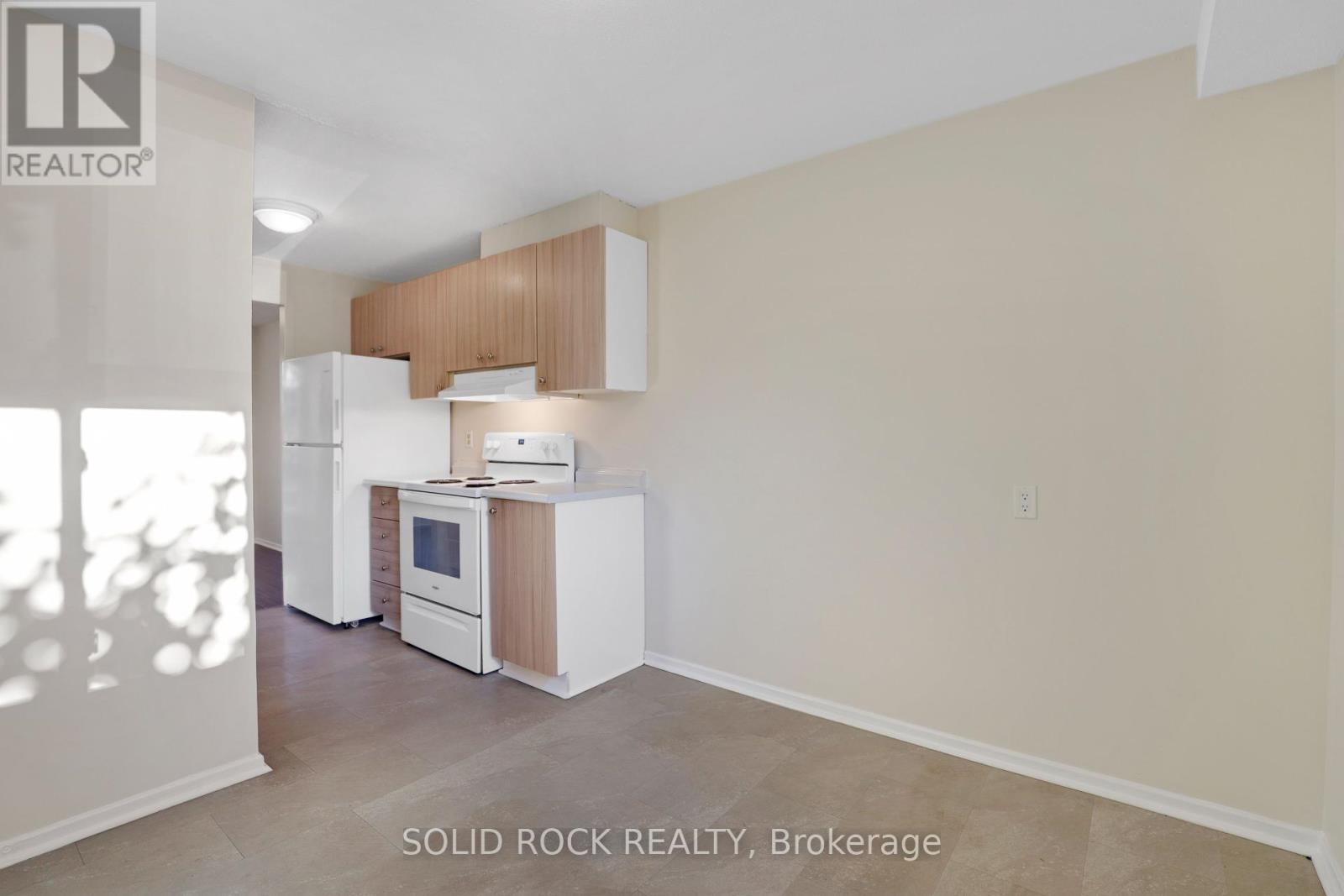 35 Thistledown Court, Ottawa, Ontario  K2J 1J4 - Photo 36 - X12457519