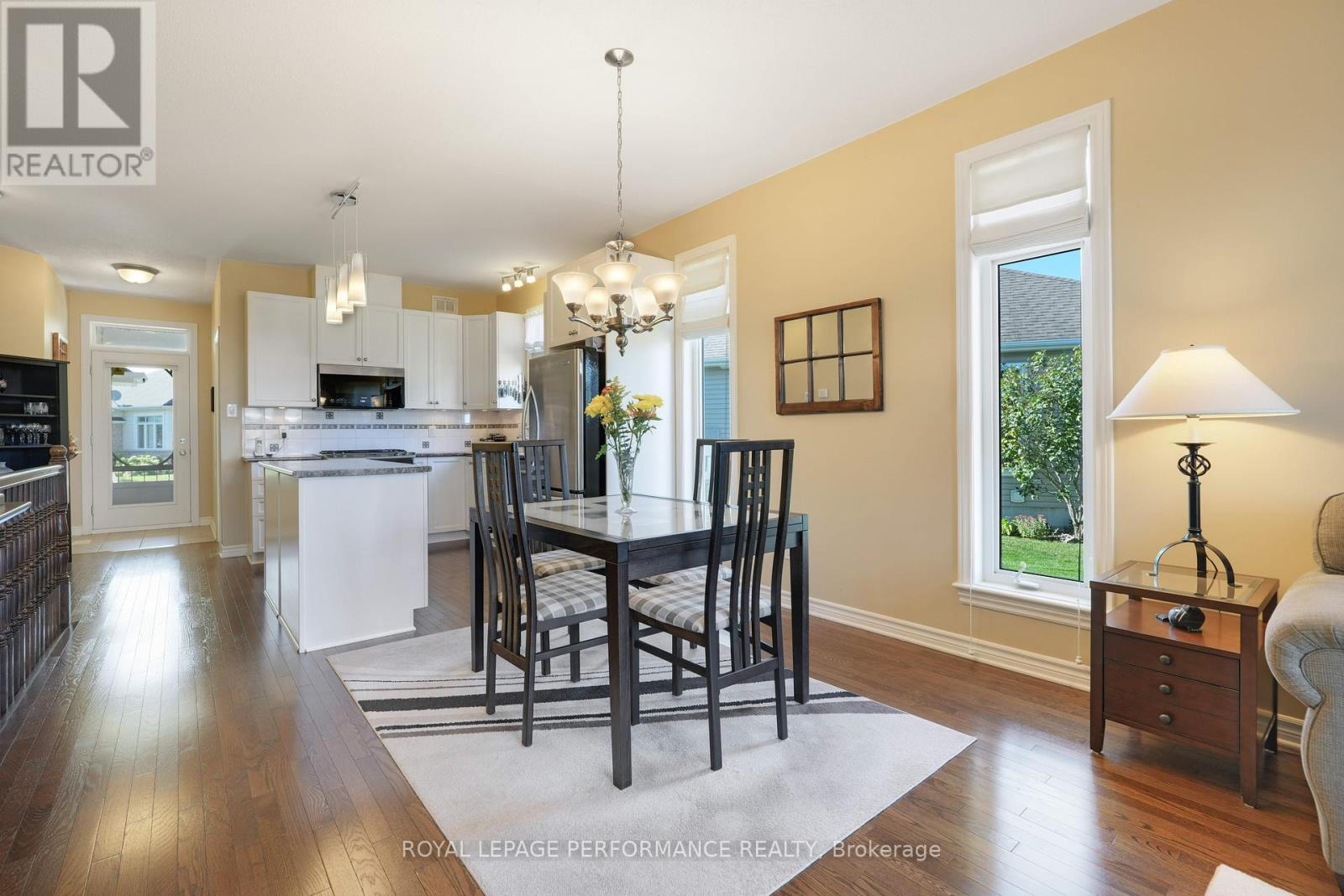 240 Bulrush Crescent, Ottawa, Ontario  K1T 0E6 - Photo 10 - X12457593