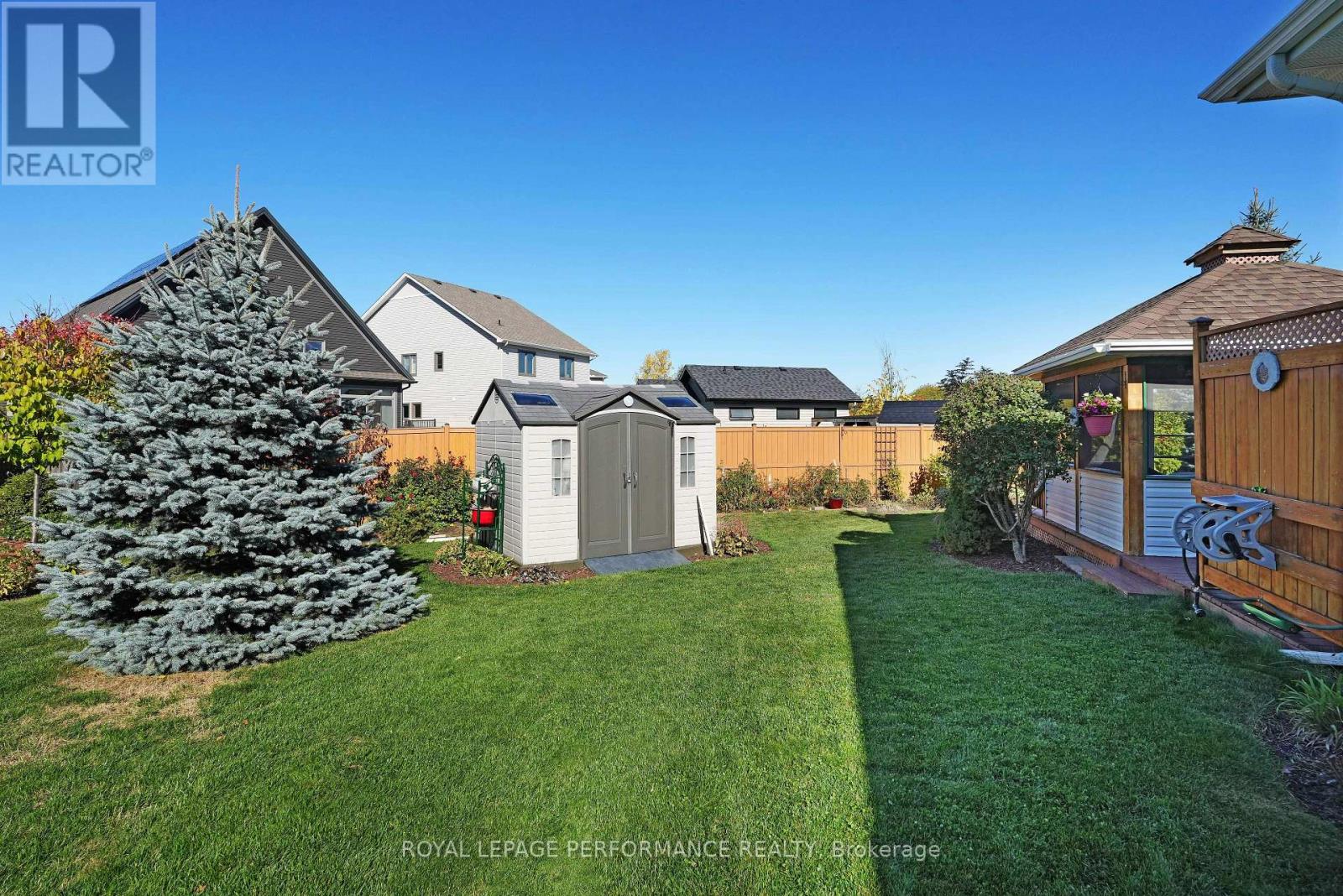 240 Bulrush Crescent, Ottawa, Ontario  K1T 0E6 - Photo 27 - X12457593