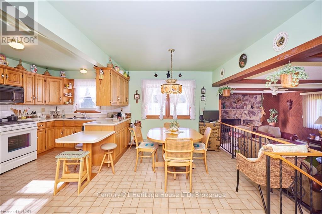 191 Cairns Crescent, Fort Erie, Ontario  L2A 5M4 - Photo 13 - X12457532