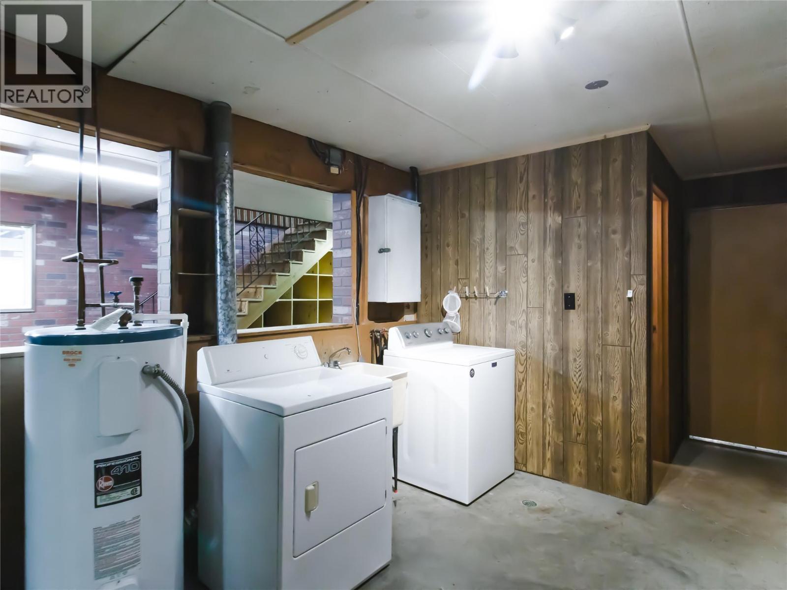 8043 97a Highway, Mara, British Columbia  V0E 2K0 - Photo 27 - 10365676
