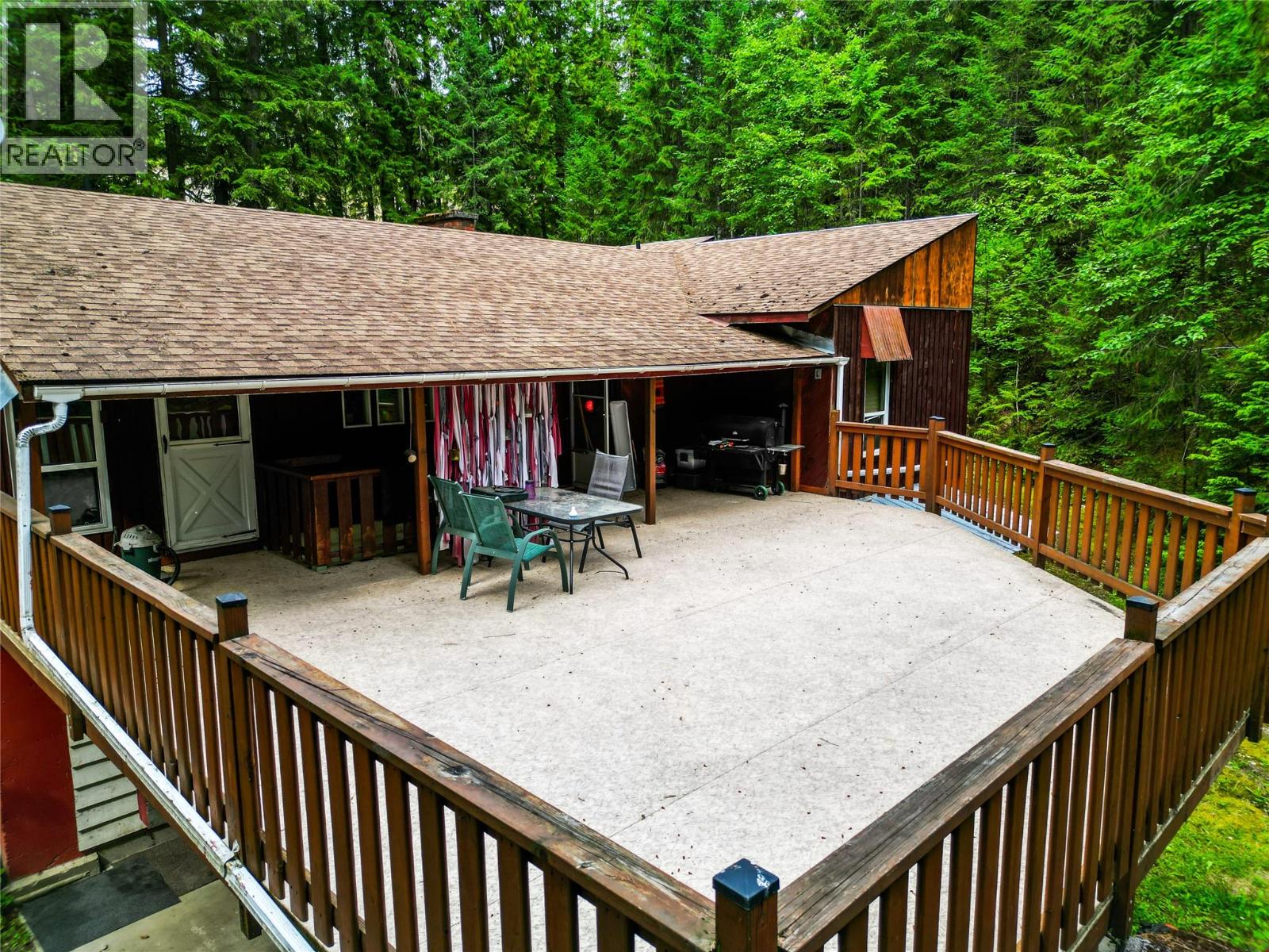8043 97a Highway, Mara, British Columbia  V0E 2K0 - Photo 30 - 10365676