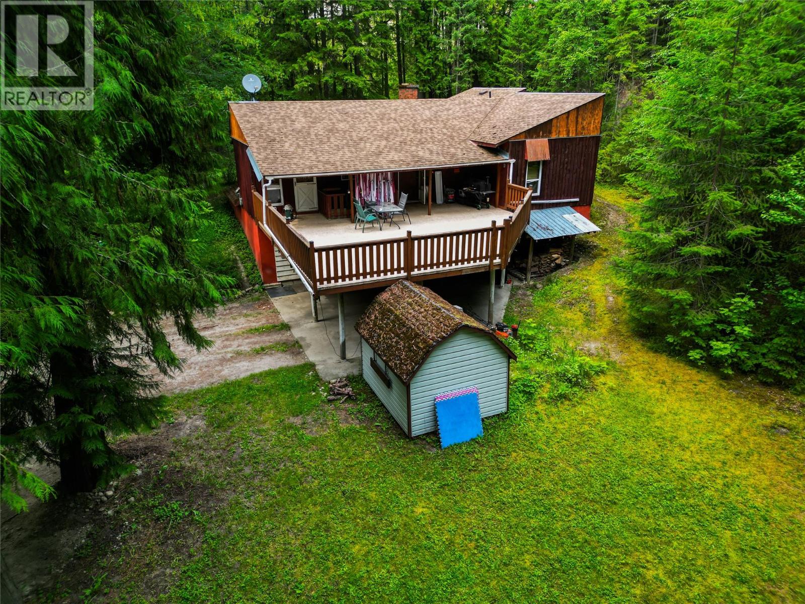 8043 97a Highway, Mara, British Columbia  V0E 2K0 - Photo 31 - 10365676