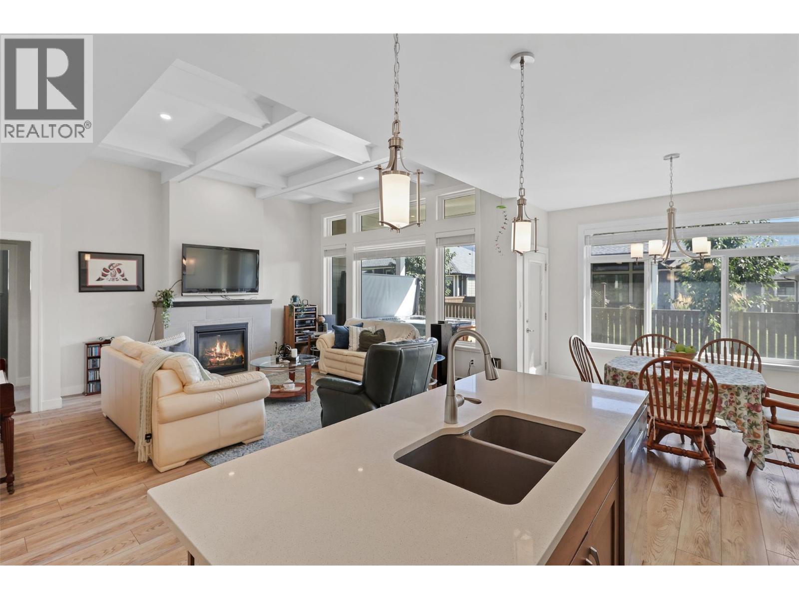 641 Shuswap  E Road Unit# 228, Kamloops, British Columbia  V2H 0E2 - Photo 12 - 10364879