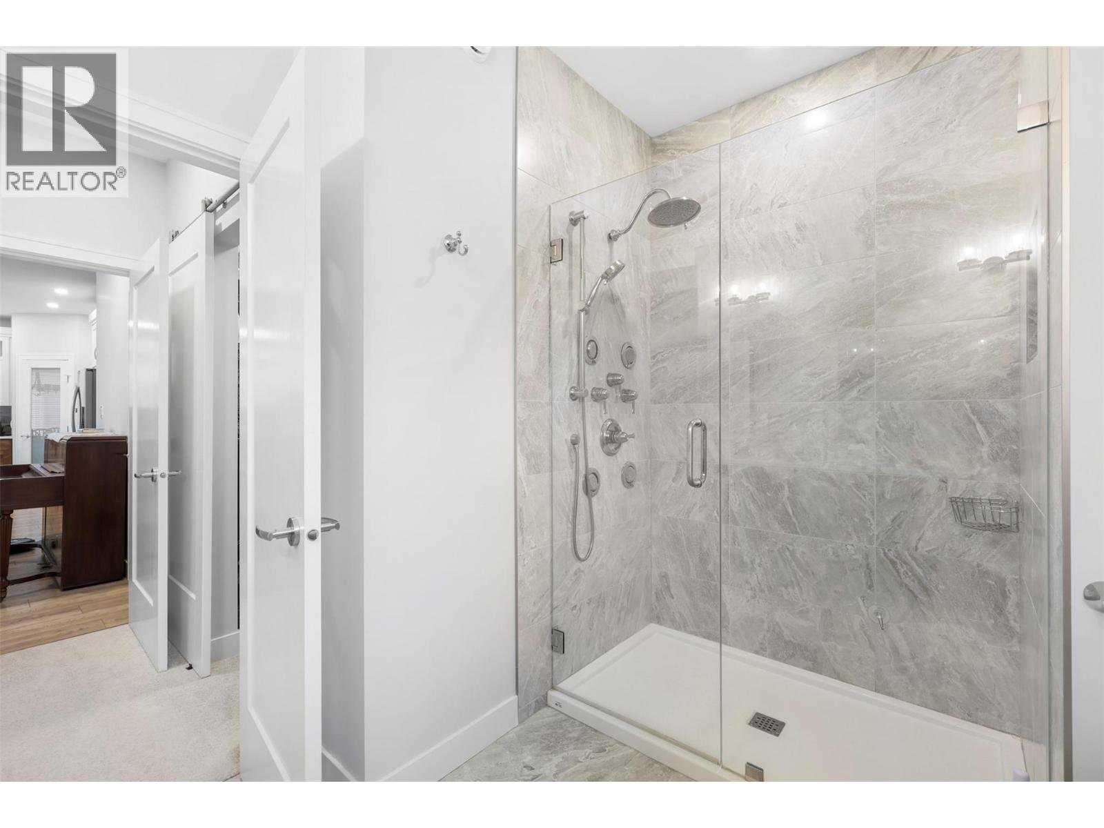 641 Shuswap  E Road Unit# 228, Kamloops, British Columbia  V2H 0E2 - Photo 18 - 10364879