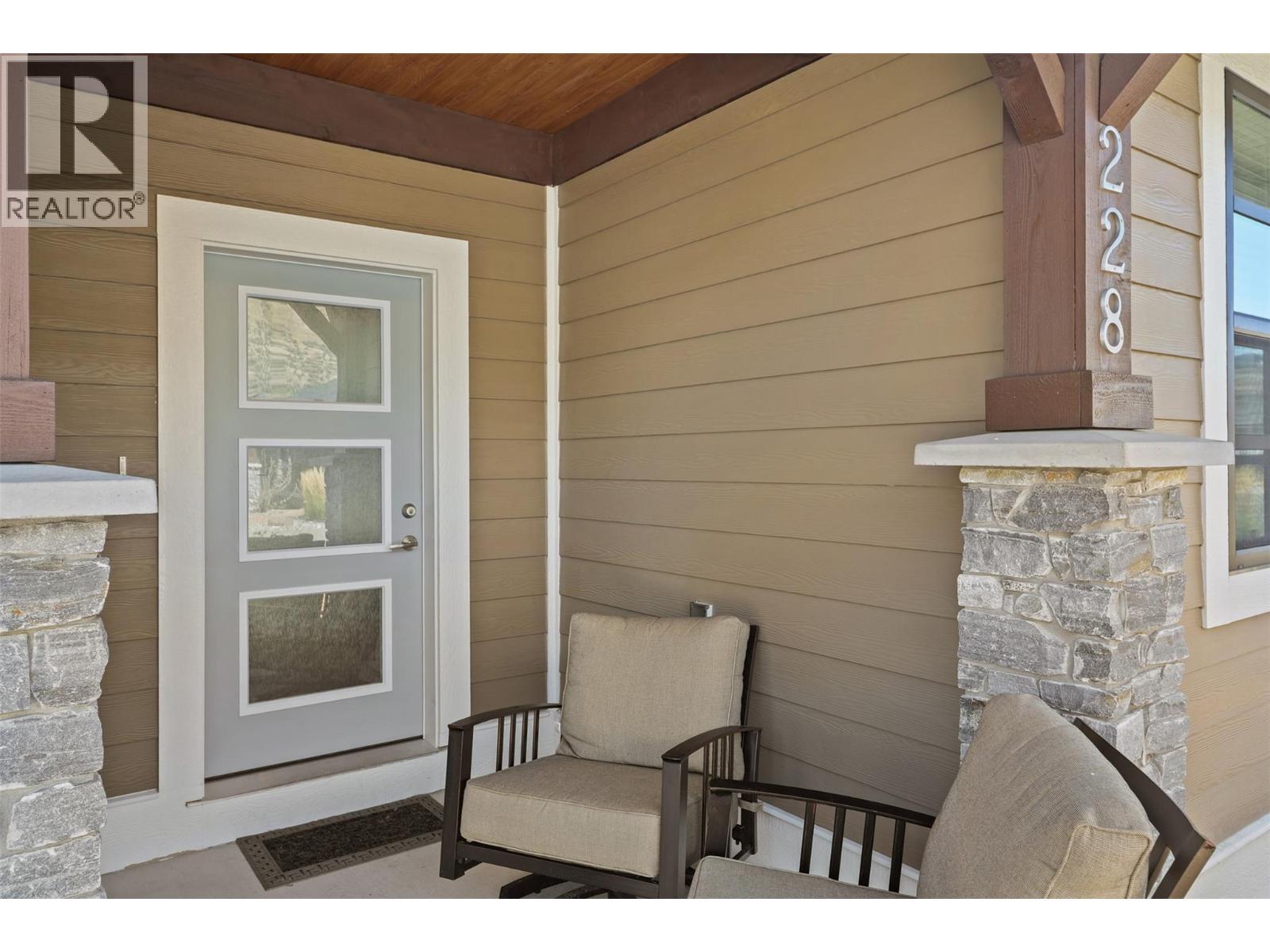 641 Shuswap  E Road Unit# 228, Kamloops, British Columbia  V2H 0E2 - Photo 4 - 10364879