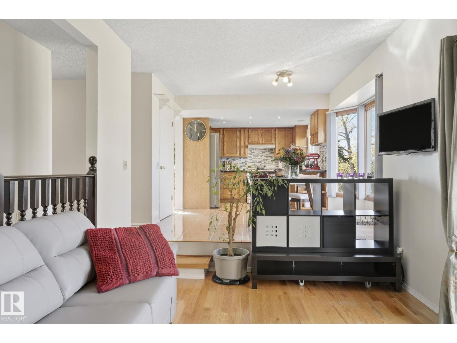 1804 114 St Nw, Edmonton, Alberta  T6J 4V1 - Photo 16 - E4461683