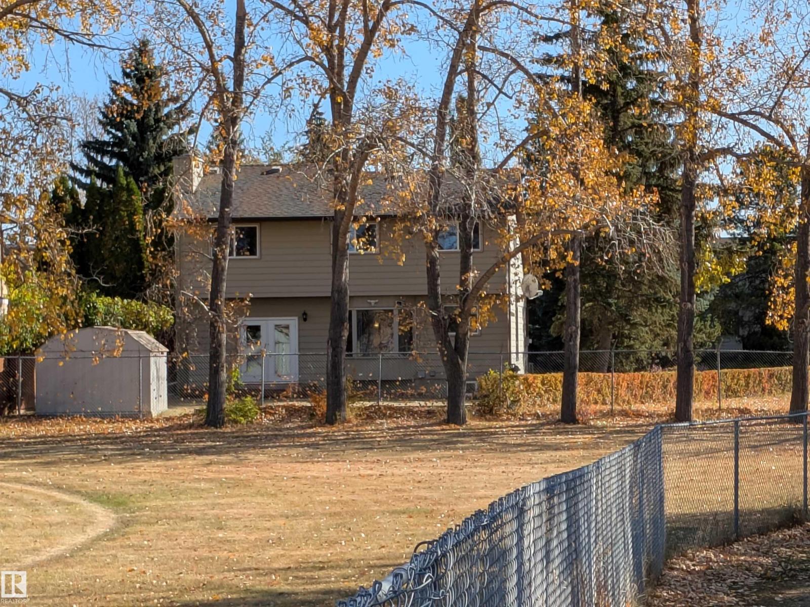1804 114 St Nw, Edmonton, Alberta  T6J 4V1 - Photo 6 - E4461683