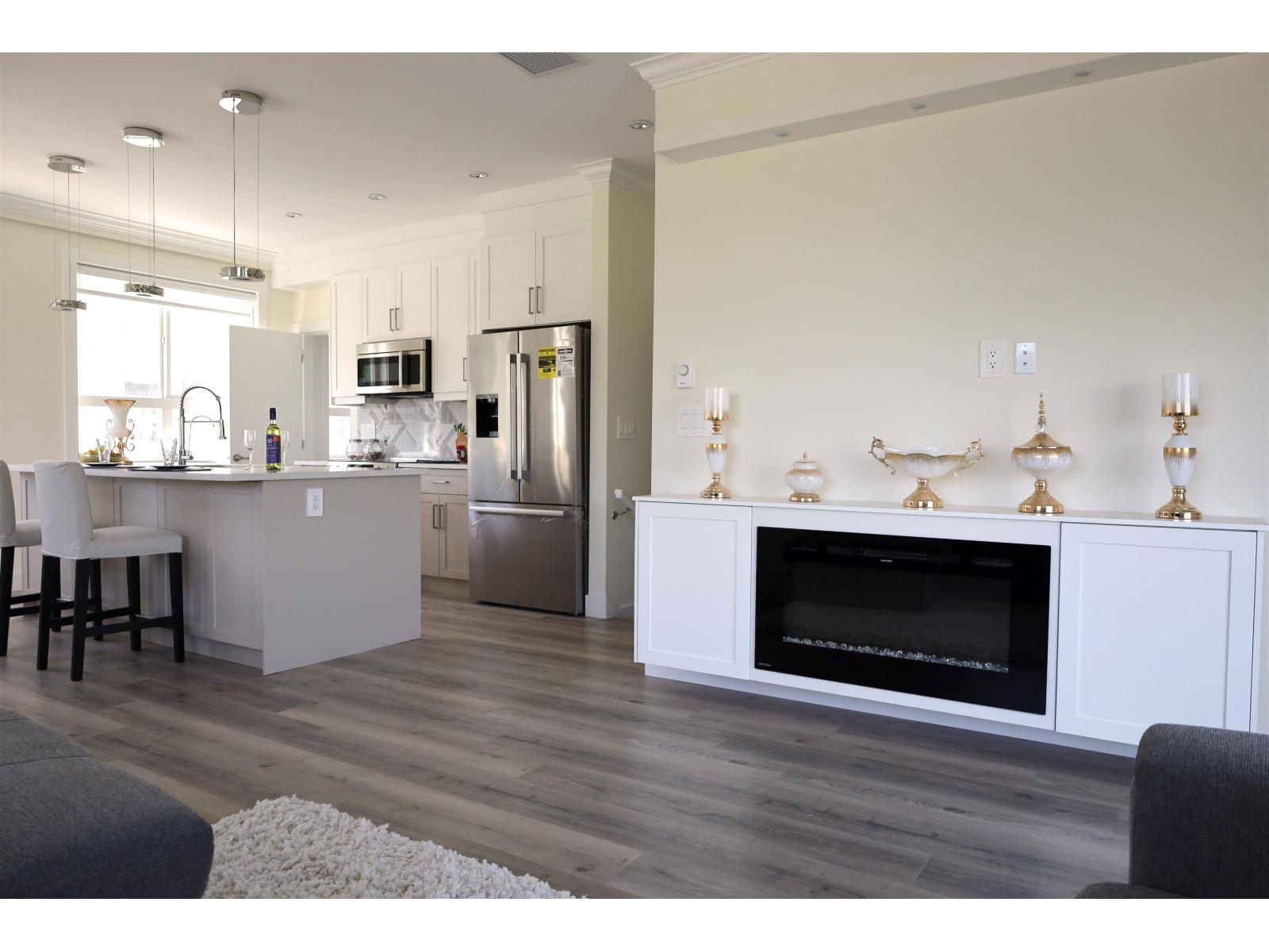 3 8181 135A AVENUE, Surrey, British Columbia