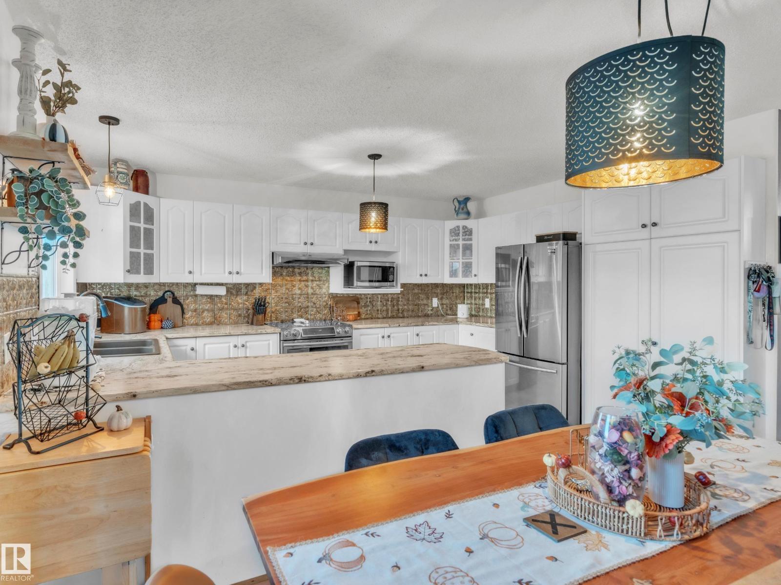 922 12 St, Cold Lake, Alberta  T9M 1K2 - Photo 5 - E4461749