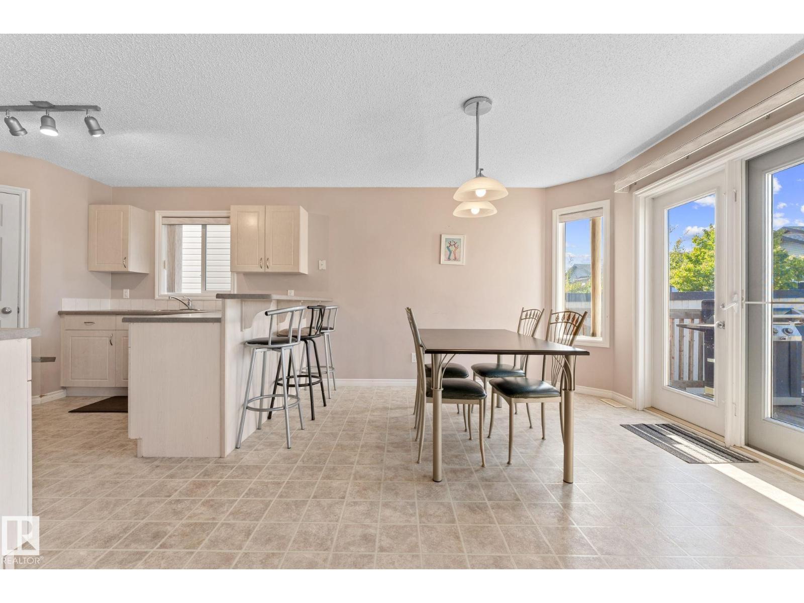 16132 130 St Nw Nw, Edmonton, Alberta  T6V 1V8 - Photo 9 - E4461751