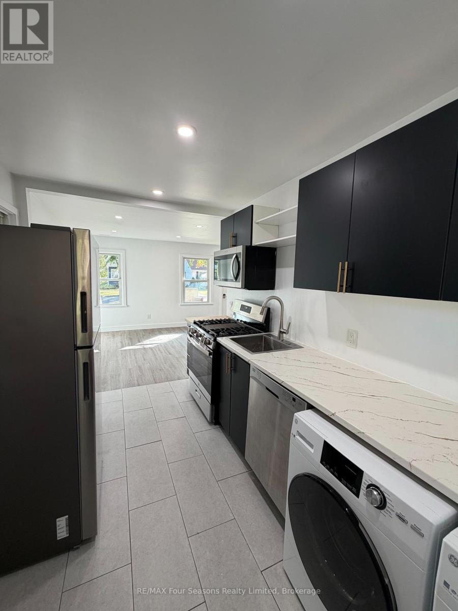 95 Eighth Street, Collingwood, Ontario  L9Y 2C6 - Photo 10 - S12457523