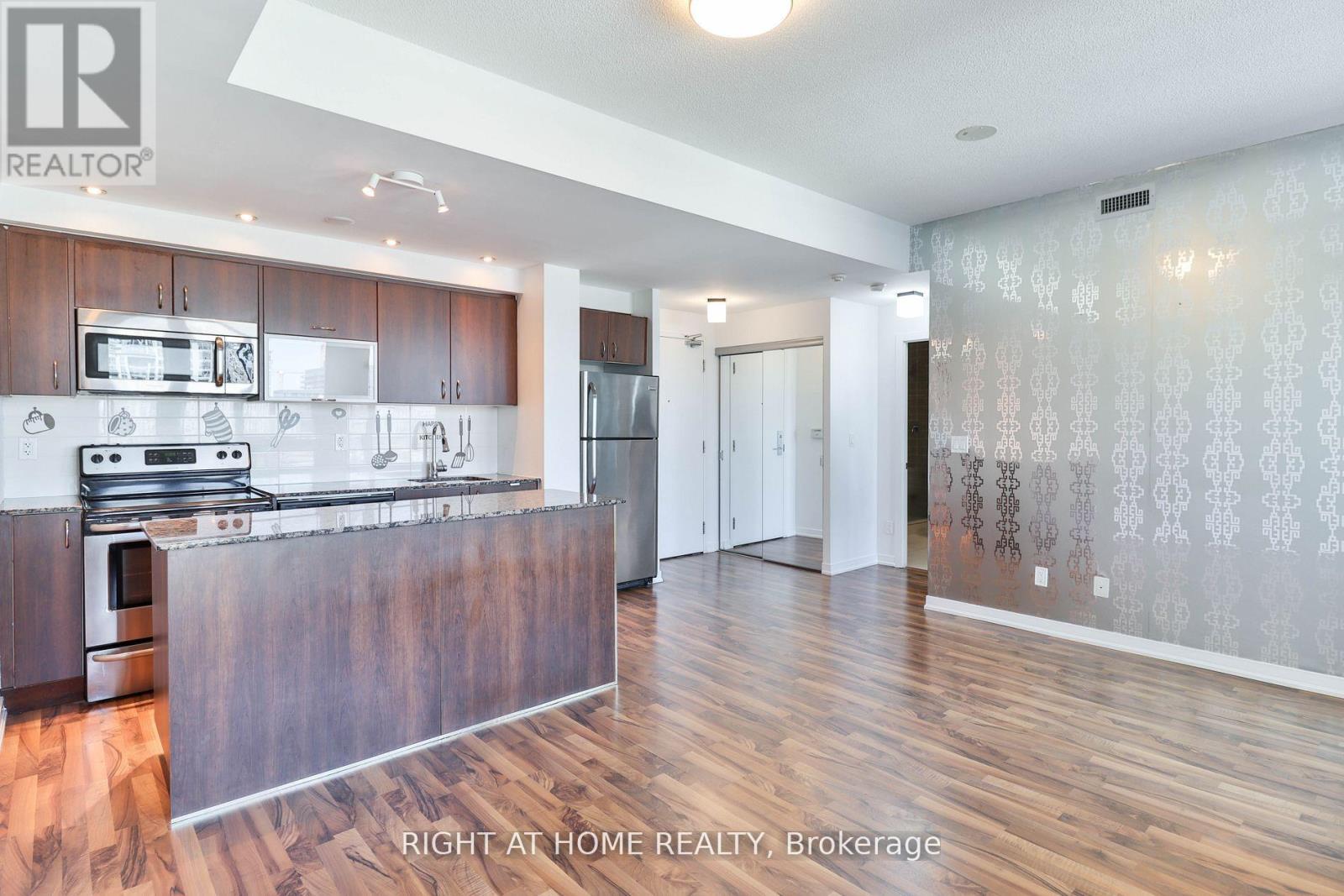 812 - 55 EAST LIBERTY STREET, Toronto, Ontario
