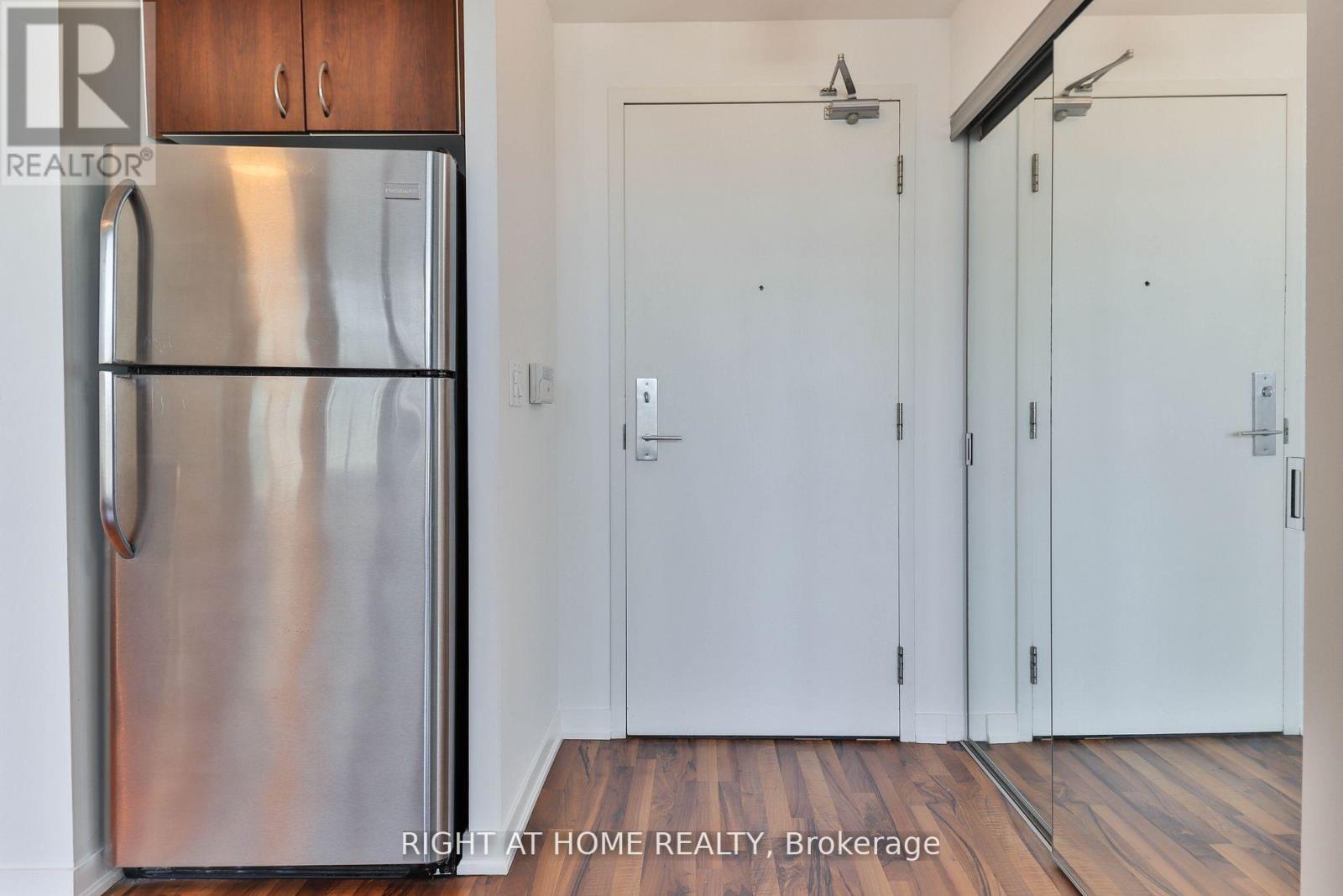 812 - 55 East Liberty Street, Toronto, Ontario  M6K 3P9 - Photo 2 - C12457479