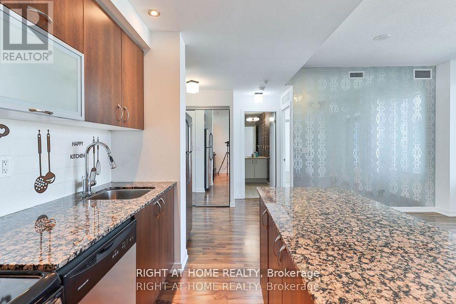 812 - 55 East Liberty Street, Toronto, Ontario  M6K 3P9 - Photo 6 - C12457479