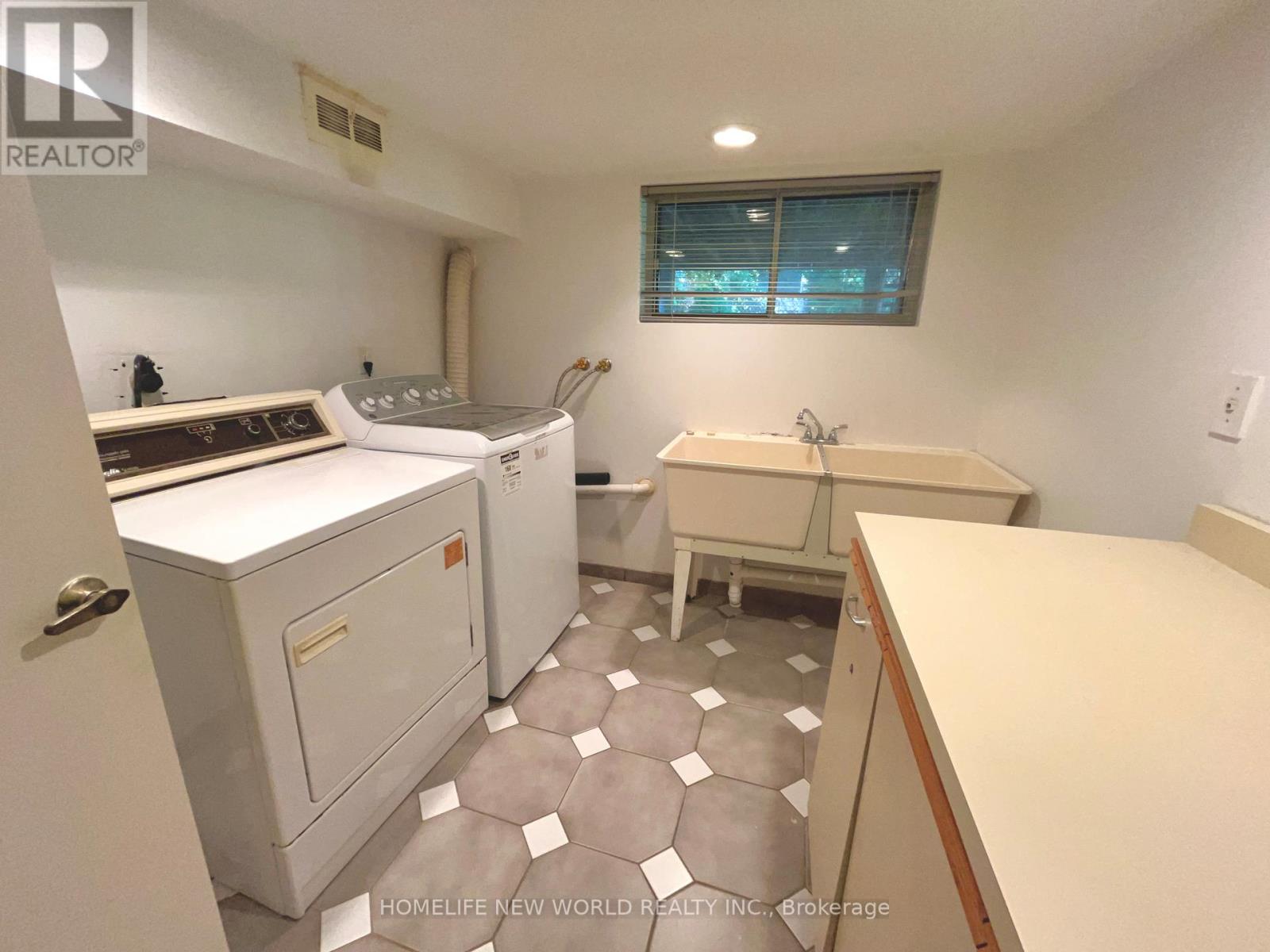 Bsmt - 300 Spring Garden Avenue, Toronto, Ontario  M2N 3H3 - Photo 14 - C12457481