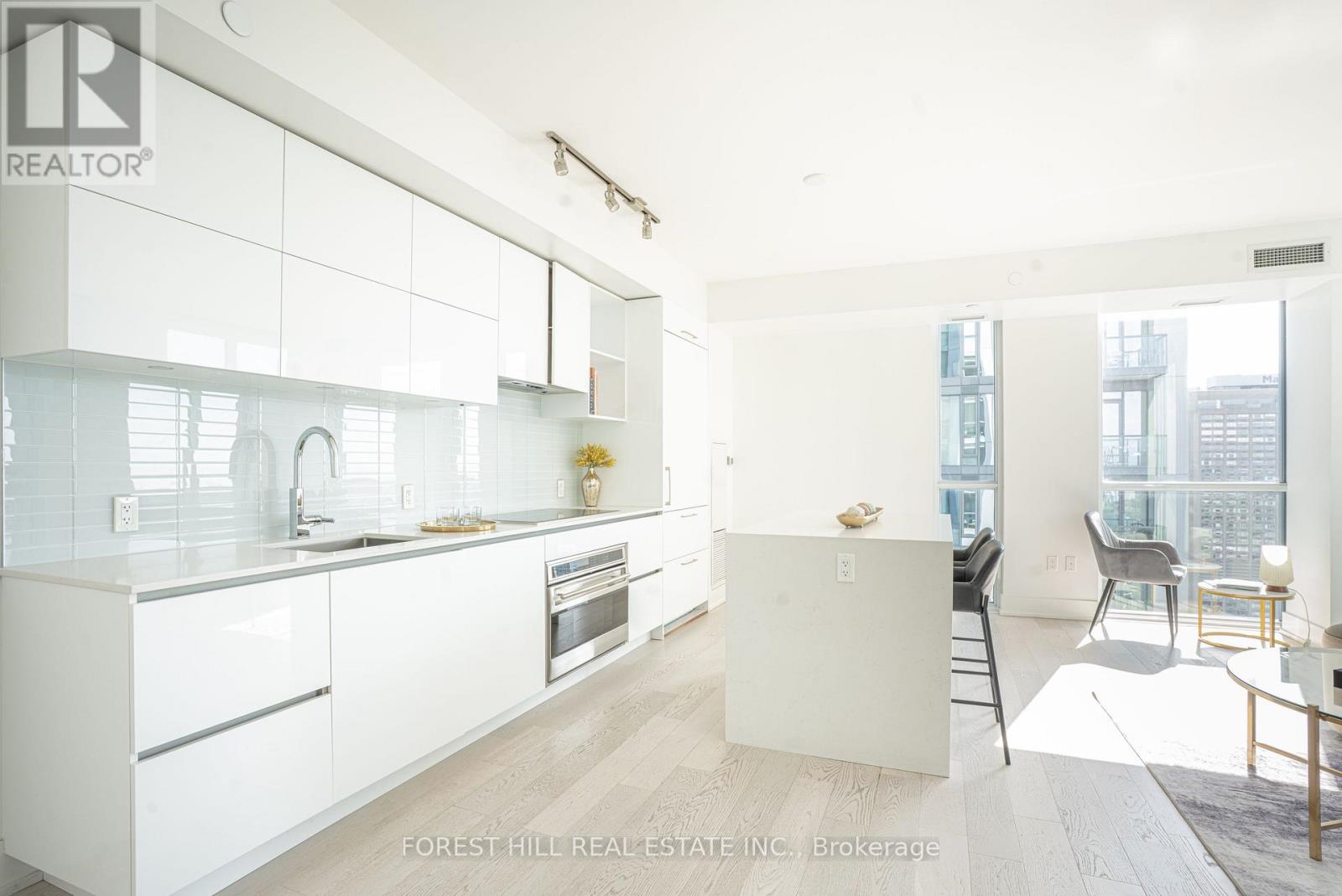 4101 - 1 Yorkville Avenue, Toronto, Ontario  M4W 0B1 - Photo 7 - C12457526