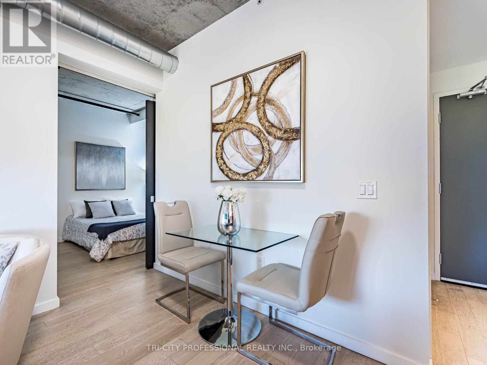 304 - 170 Bayview Avenue, Toronto, Ontario  M5A 0M4 - Photo 24 - C12457528
