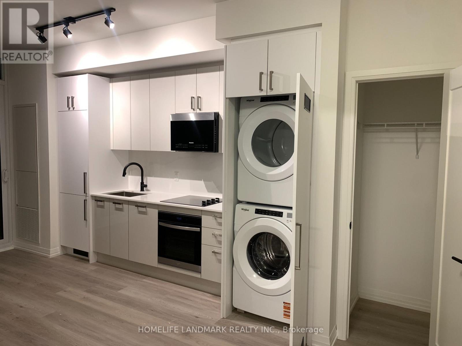 903 - 280 Dundas Street W, Toronto, Ontario  M5T 0E3 - Photo 3 - C12457555