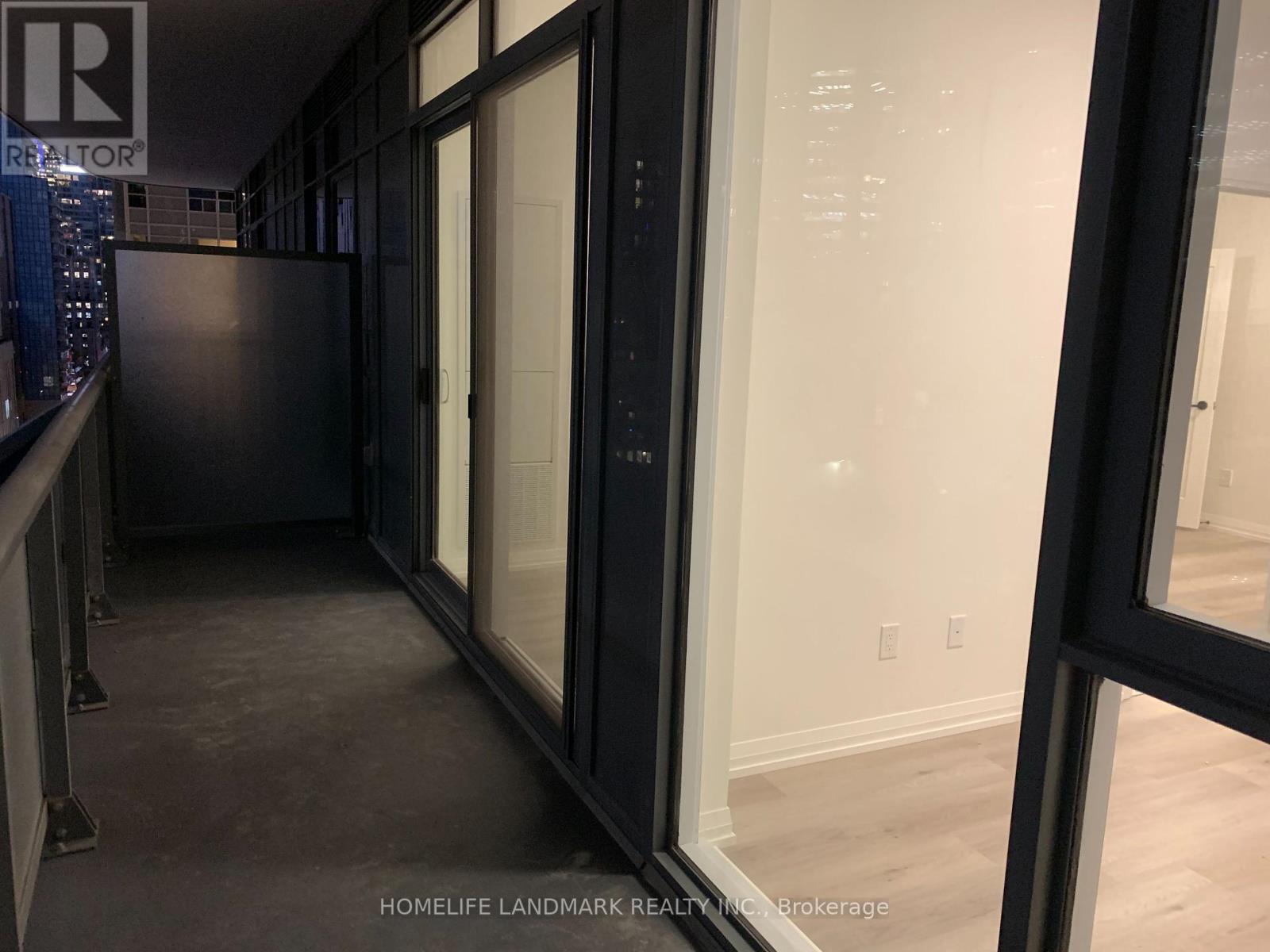 903 - 280 Dundas Street W, Toronto, Ontario  M5T 0E3 - Photo 9 - C12457555