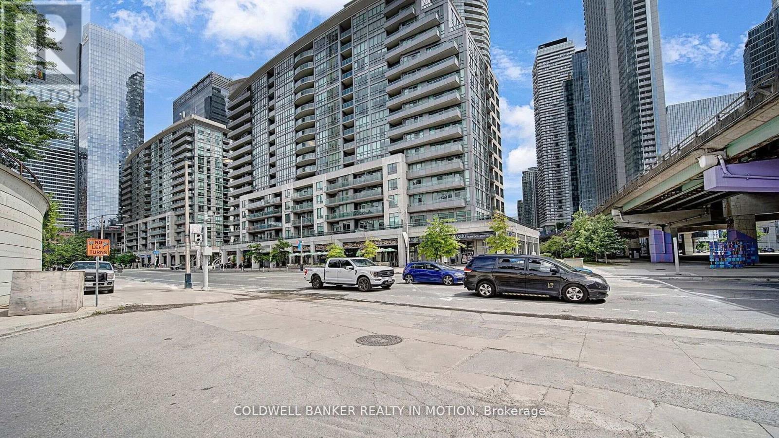 918 - 25 Lower Simcoe Street, Toronto, Ontario  M5J 3A1 - Photo 3 - C12457565