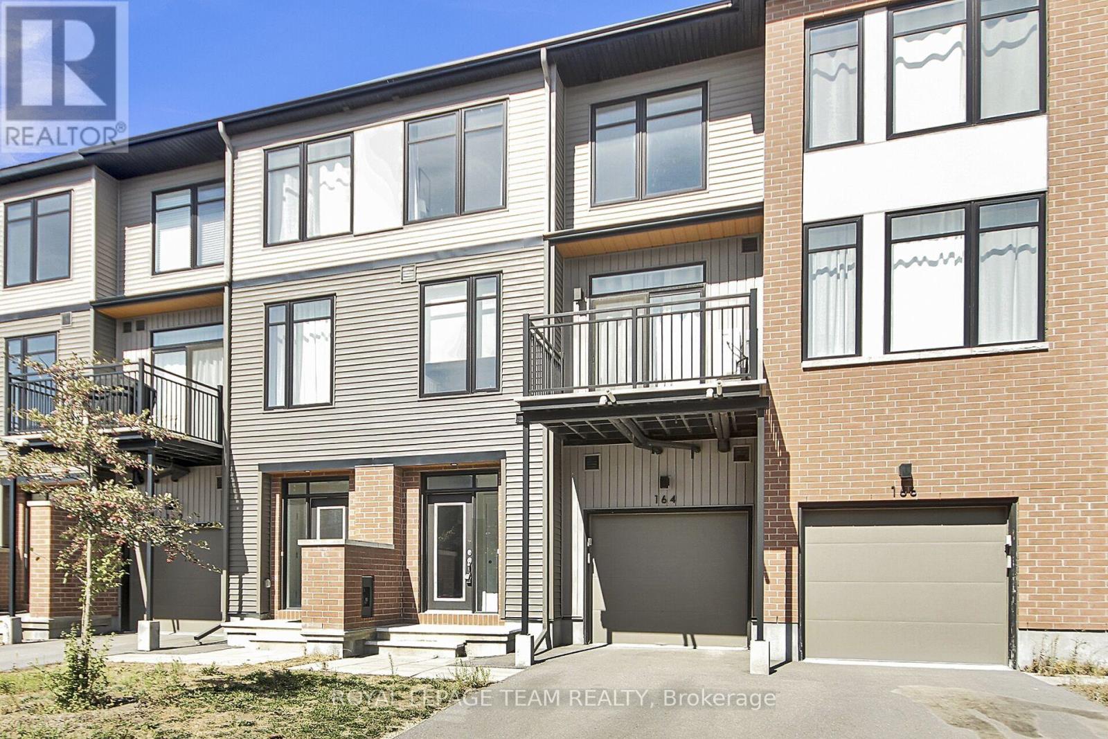 164 VISOR PRIVATE, Ottawa, Ontario