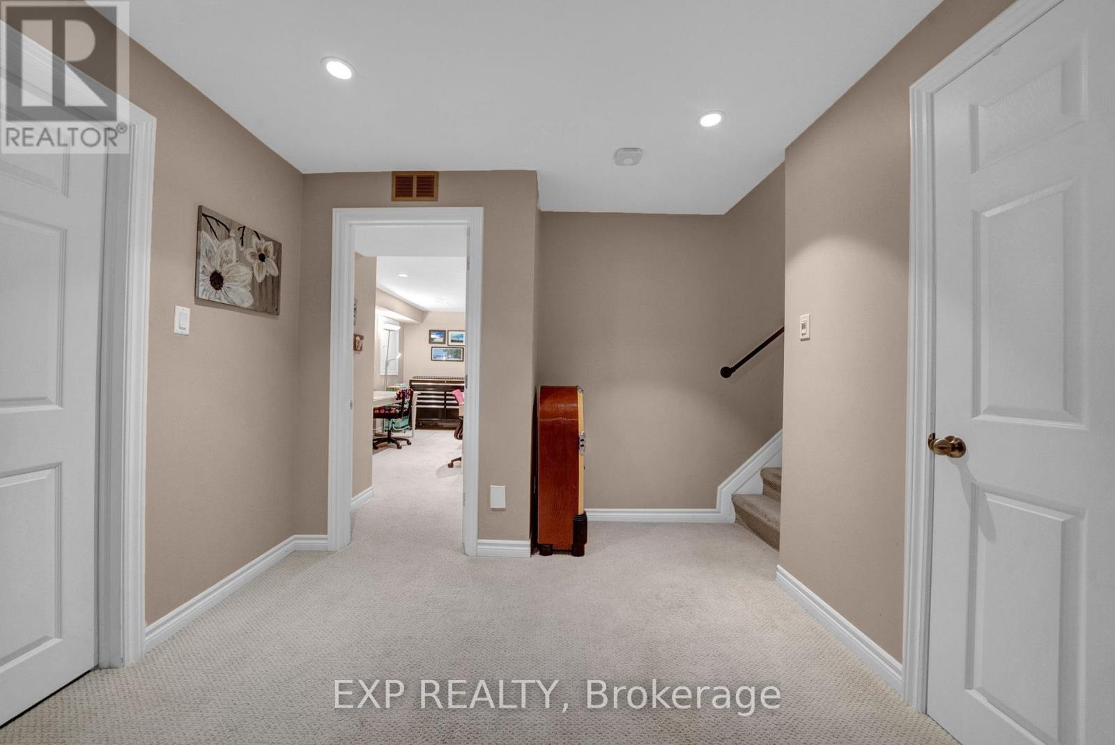 41 Teresa Drive, Whitby, Ontario  L1N 6H9 - Photo 16 - E12457589