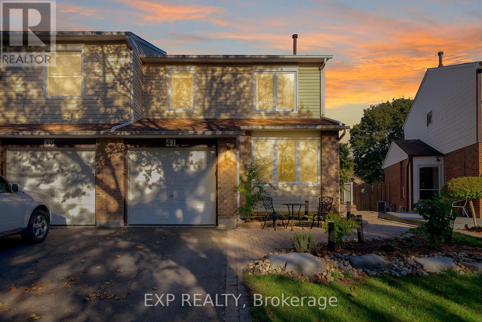 41 Teresa Drive, Whitby, Ontario  L1N 6H9 - Photo 3 - E12457589