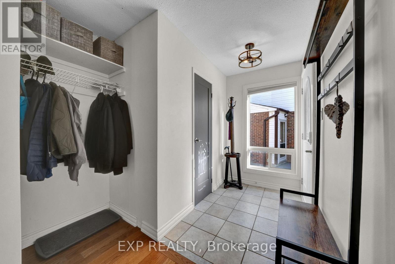 41 Teresa Drive, Whitby, Ontario  L1N 6H9 - Photo 4 - E12457589
