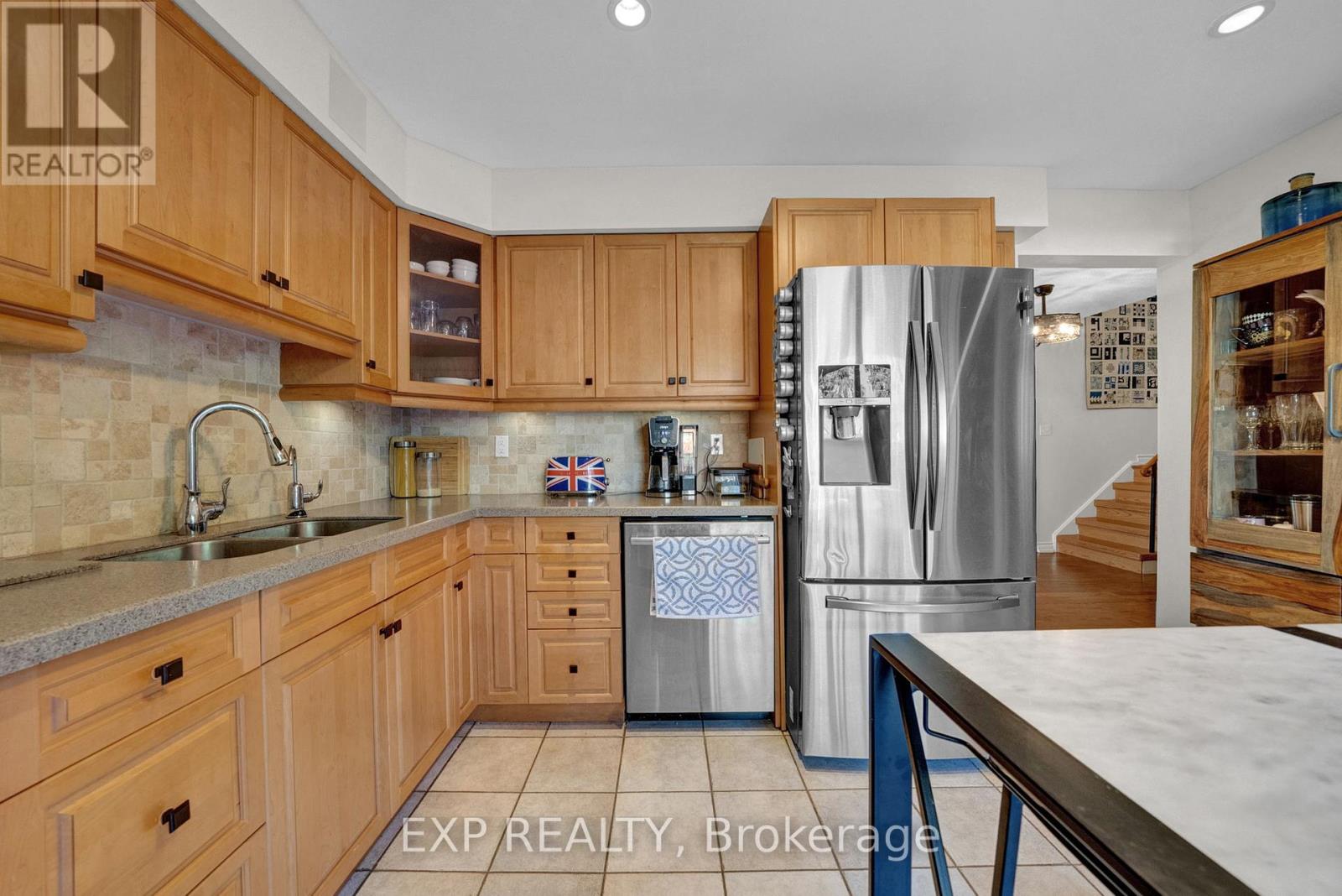 41 Teresa Drive, Whitby, Ontario  L1N 6H9 - Photo 6 - E12457589