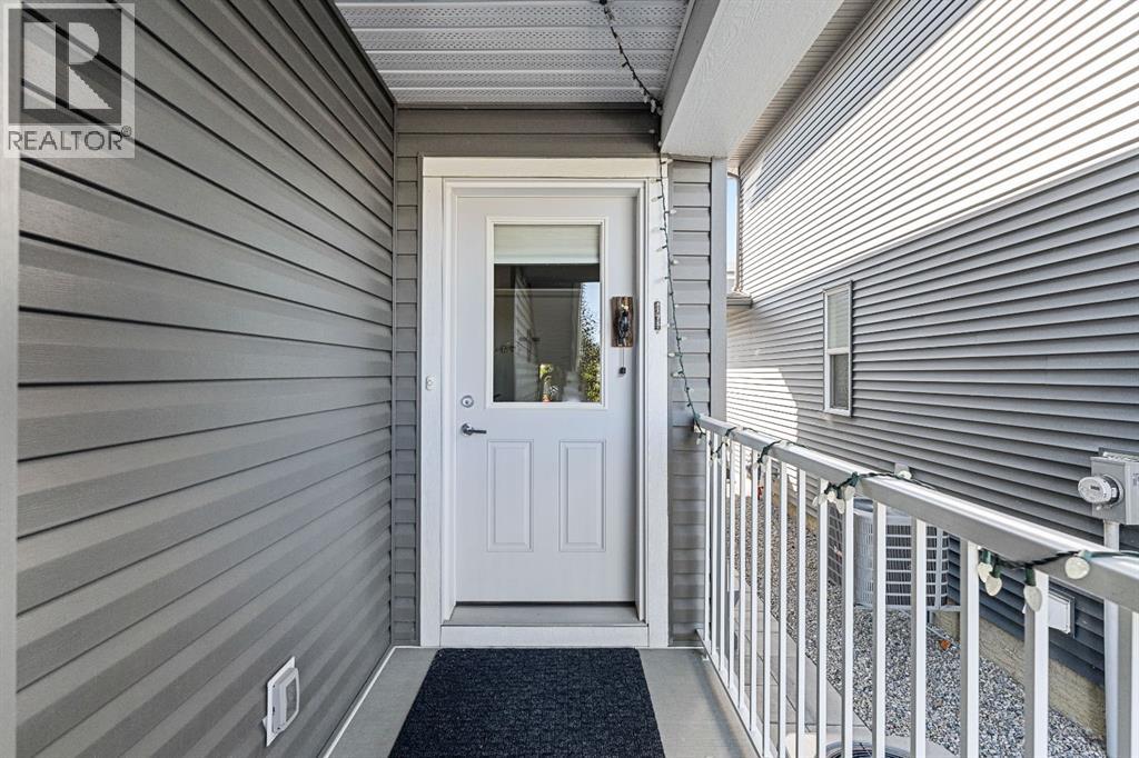 127 Walcrest Way Se, Calgary, Alberta  T2X 4G2 - Photo 4 - A2259091