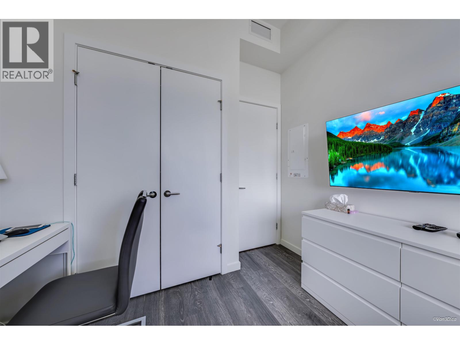 2901 5333 Goring Street, Burnaby, British Columbia  V5B 3A2 - Photo 4 - R3057416