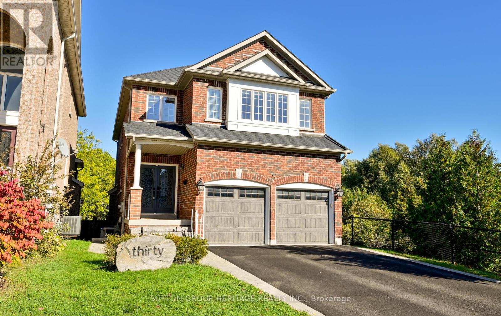 30 Bradford Court, Whitby, Ontario  L1N 0G7 - Photo 2 - E12455479
