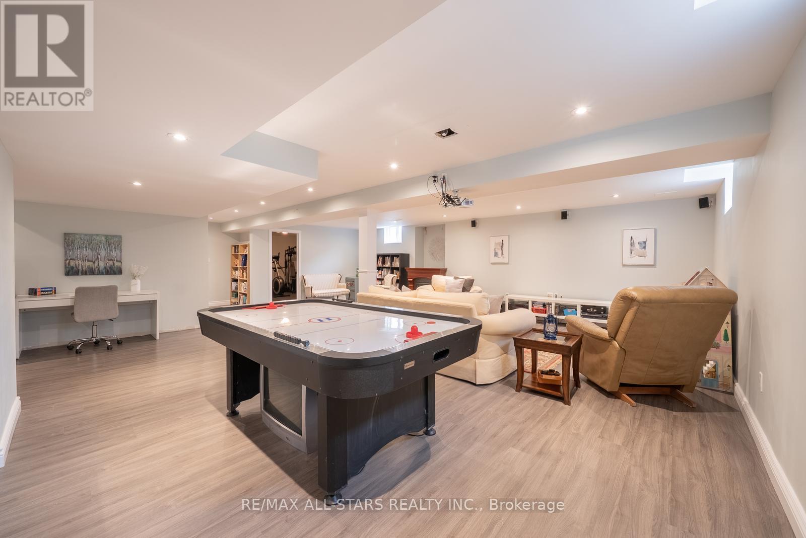 134 Stephensbrook Circle, Whitchurch-Stouffville (Stouffville), Ontario  L4A 0G4 - Photo 41 - N12422774