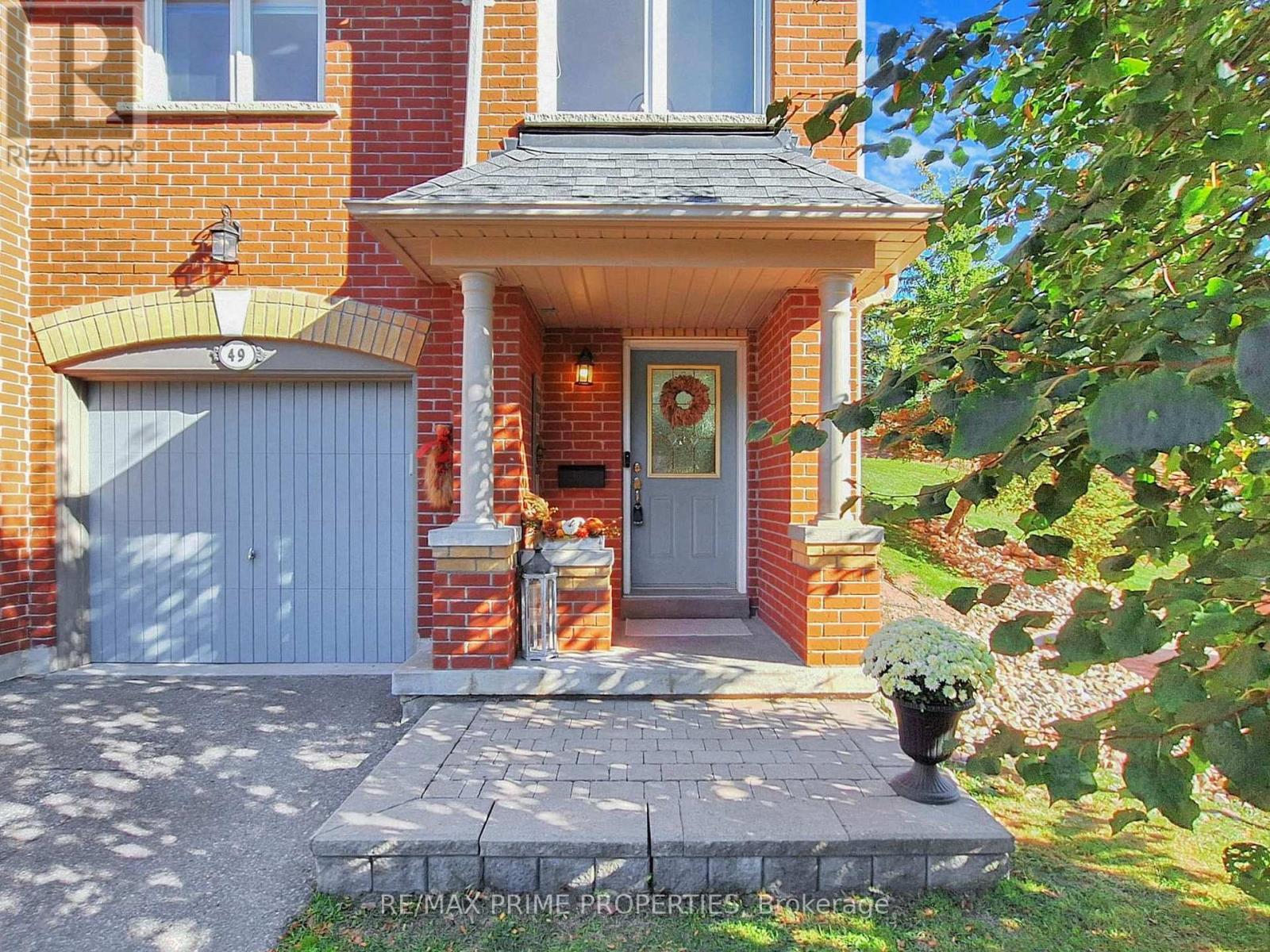 49 Marmill Way, Markham, Ontario  L3P 7V6 - Photo 2 - N12457515