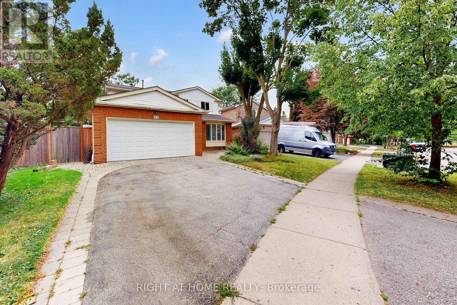 52 BRECKONWOOD CRESCENT, Markham, Ontario