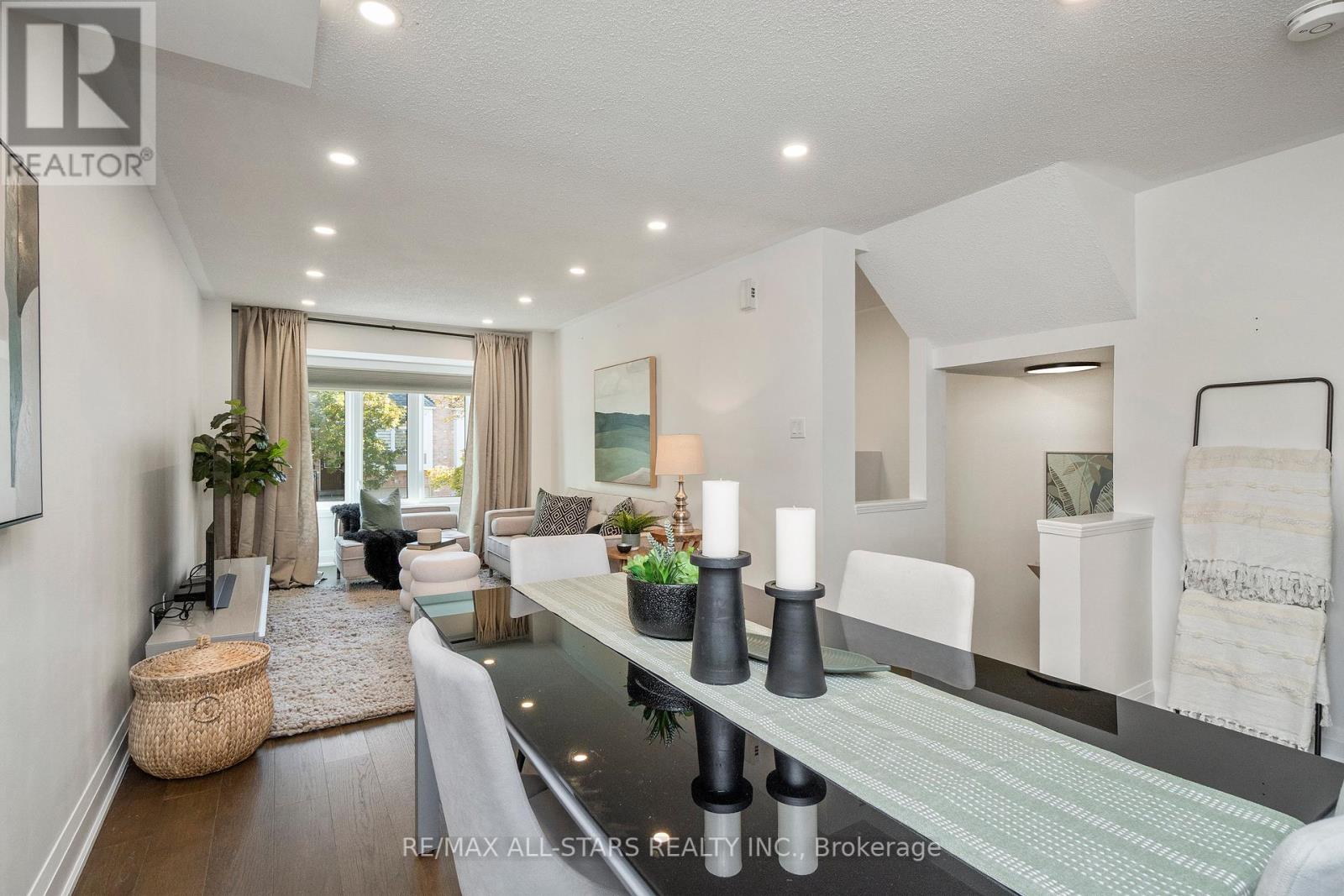 21 Rougehaven Way, Markham, Ontario  L3P 7W5 - Photo 20 - N12457524