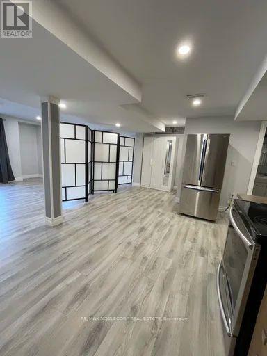 145 Cranbrook Crescent, Vaughan, Ontario  L4H 4L1 - Photo 8 - N12457529