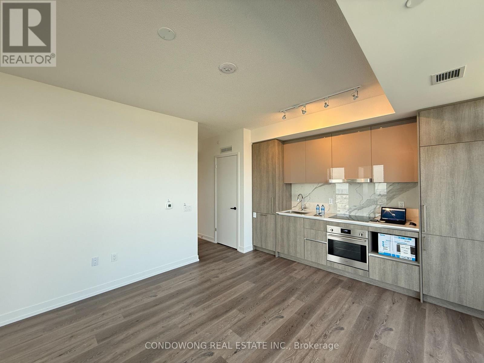 4609 - 225 Commerce Street, Vaughan, Ontario  L4K 0R1 - Photo 13 - N12457533