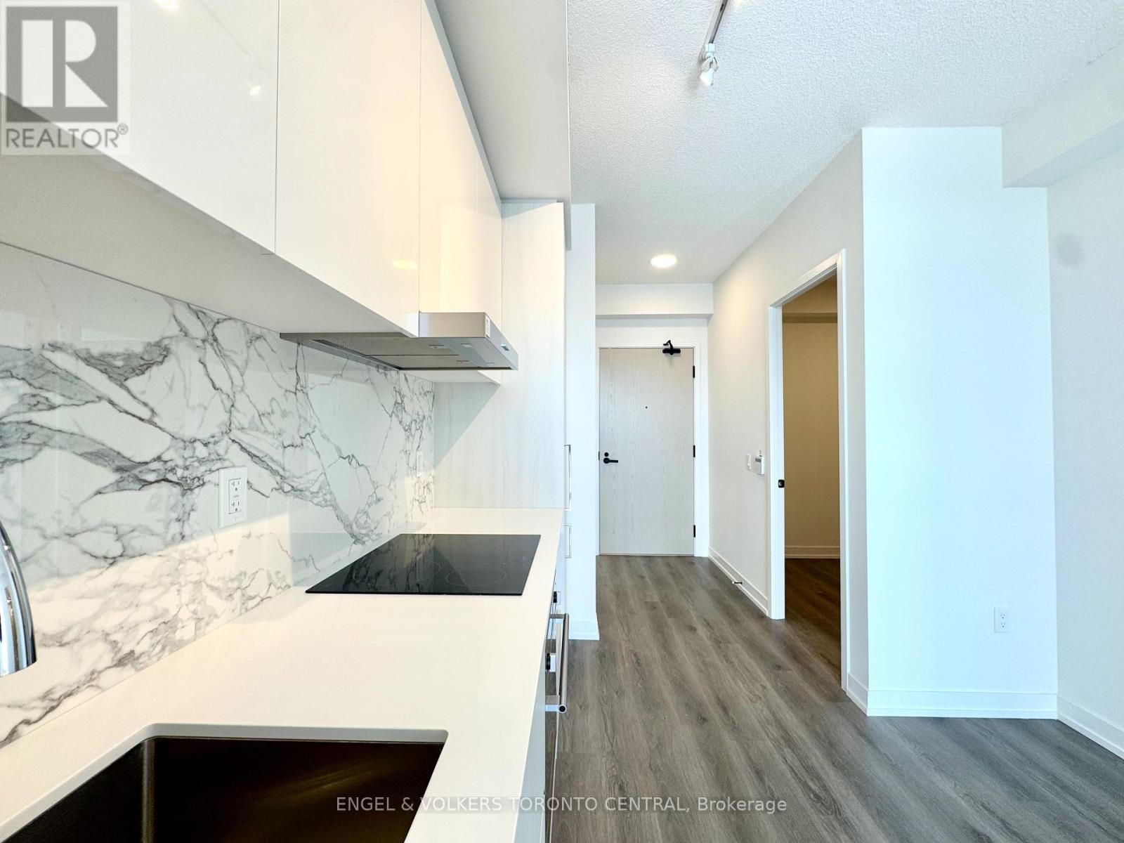 3203 - 225 Commerce Street, Vaughan, Ontario  L4K 0R1 - Photo 11 - N12457557