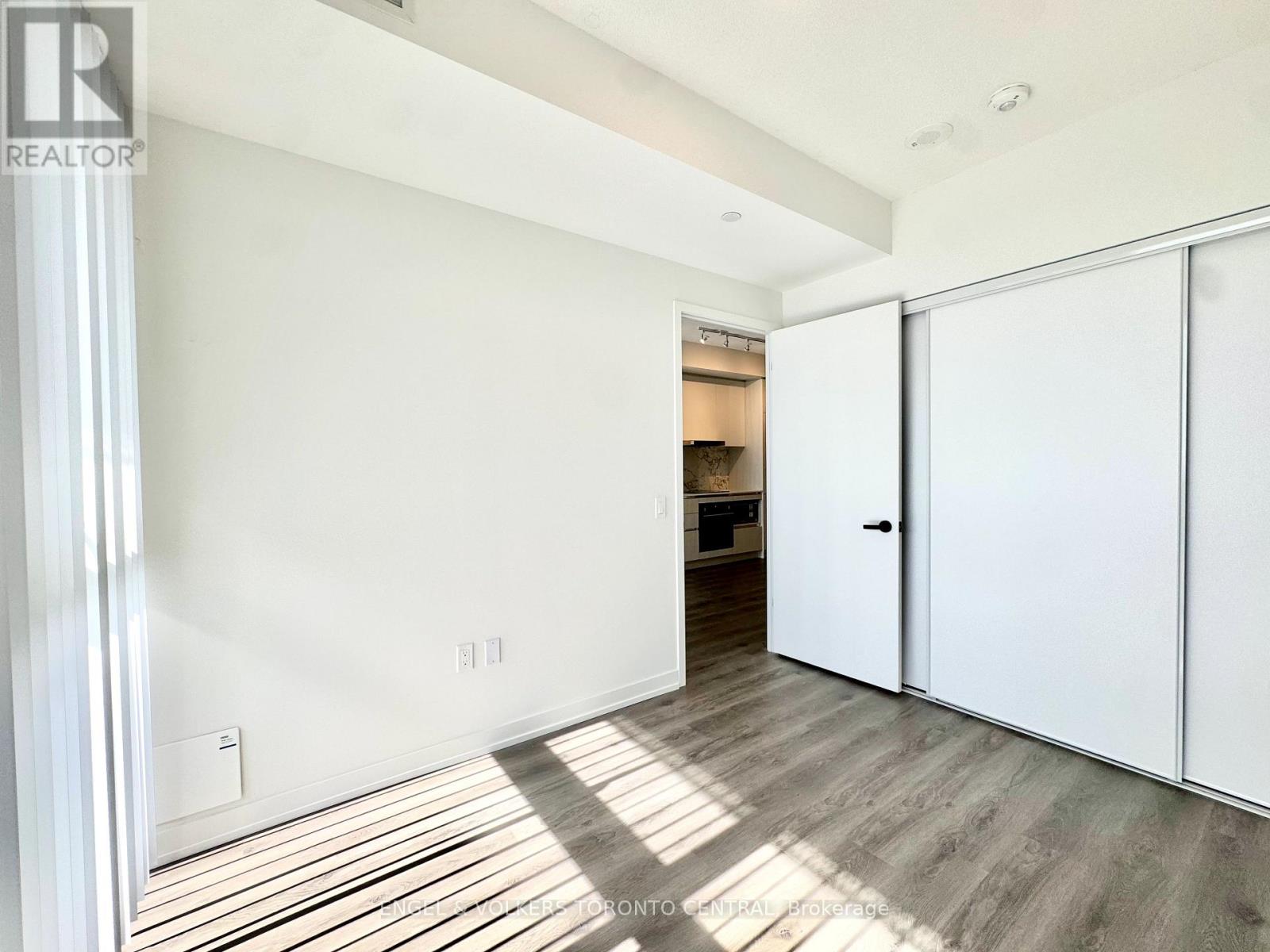 3203 - 225 Commerce Street, Vaughan, Ontario  L4K 0R1 - Photo 15 - N12457557