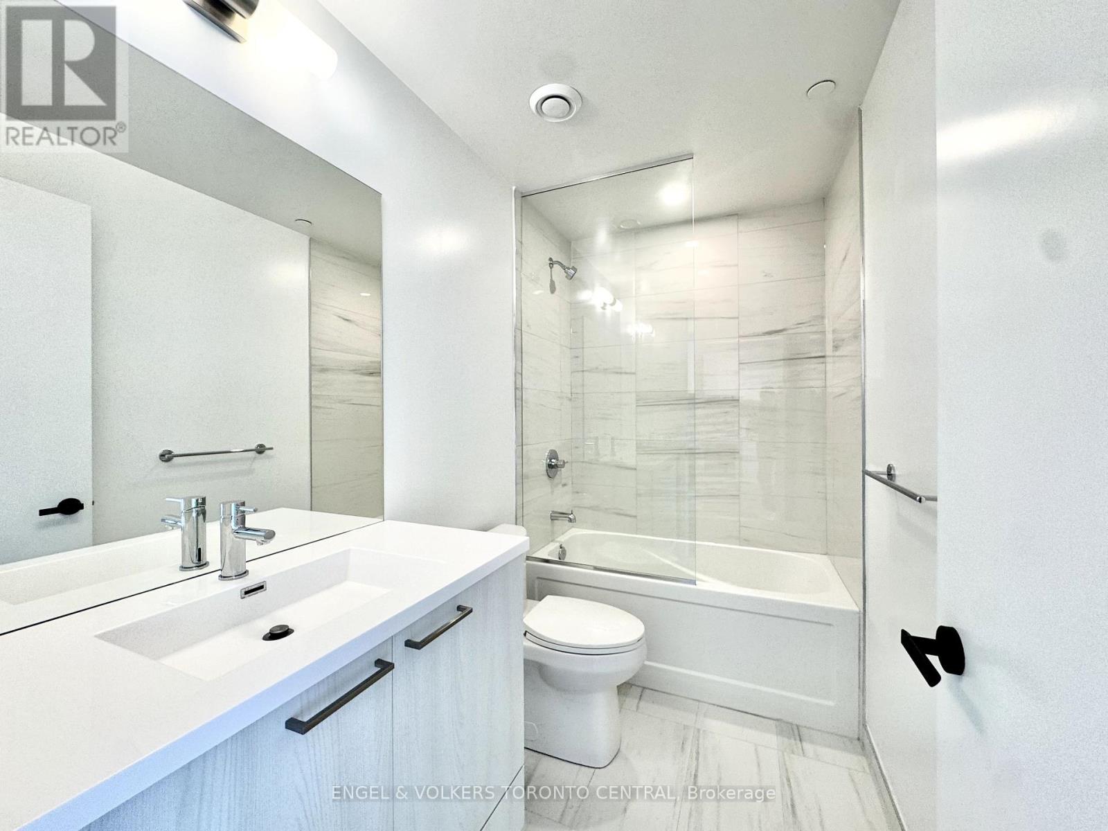 3203 - 225 Commerce Street, Vaughan, Ontario  L4K 0R1 - Photo 20 - N12457557