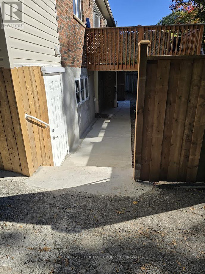 Bsmt B - 65 Park Crescent, Richmond Hill, Ontario  L4E 3J5 - Photo 1 - N12457567