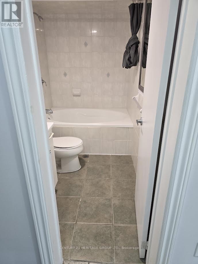 Bsmt B - 65 Park Crescent, Richmond Hill, Ontario  L4E 3J5 - Photo 12 - N12457567