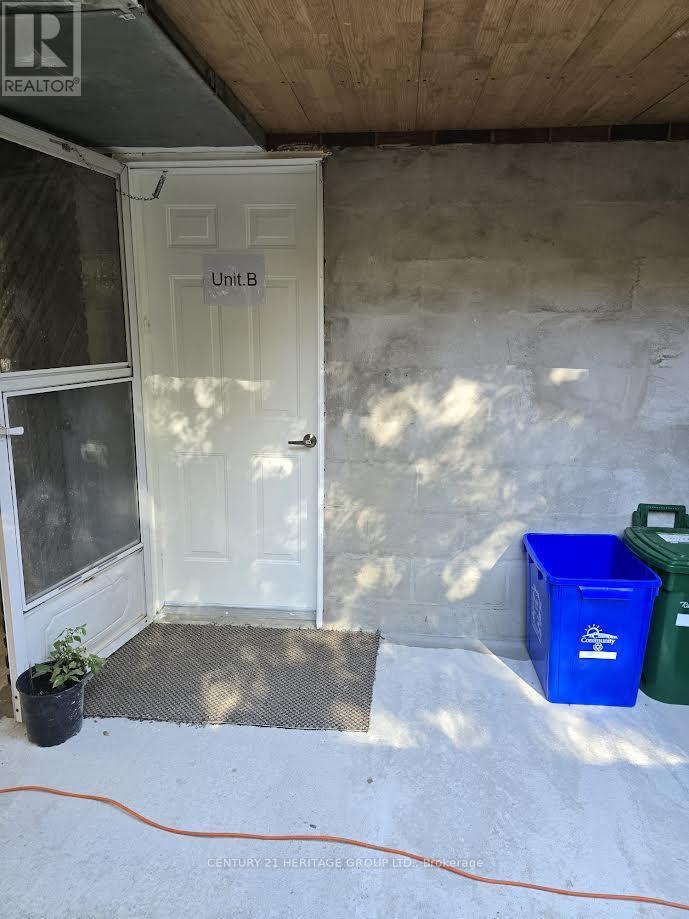 Bsmt B - 65 Park Crescent, Richmond Hill, Ontario  L4E 3J5 - Photo 2 - N12457567