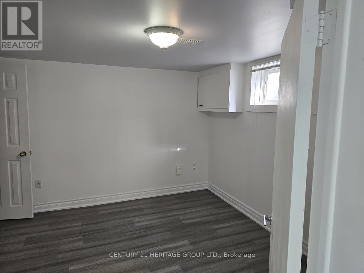 Bsmt B - 65 Park Crescent, Richmond Hill, Ontario  L4E 3J5 - Photo 8 - N12457567