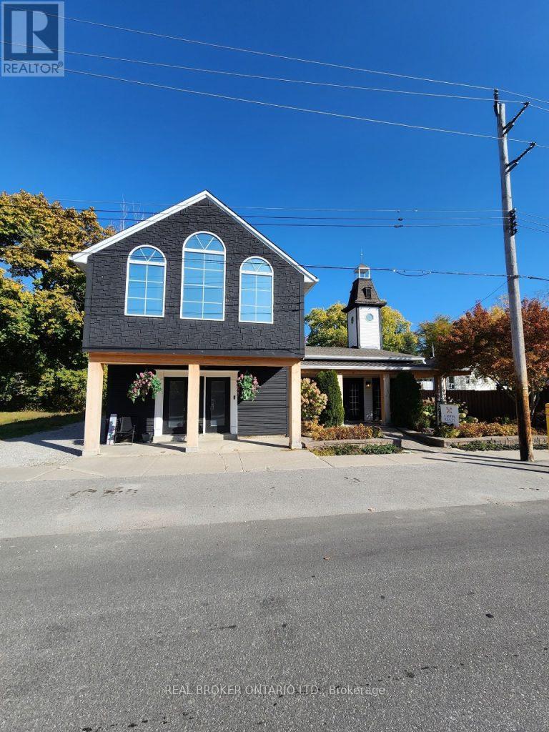 1 Dufferin Street, Innisfil, Ontario  L0L 1L0 - Photo 12 - N12457572