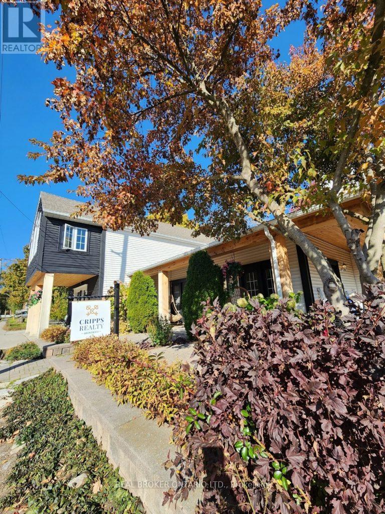 1 Dufferin Street, Innisfil, Ontario  L0L 1L0 - Photo 17 - N12457572